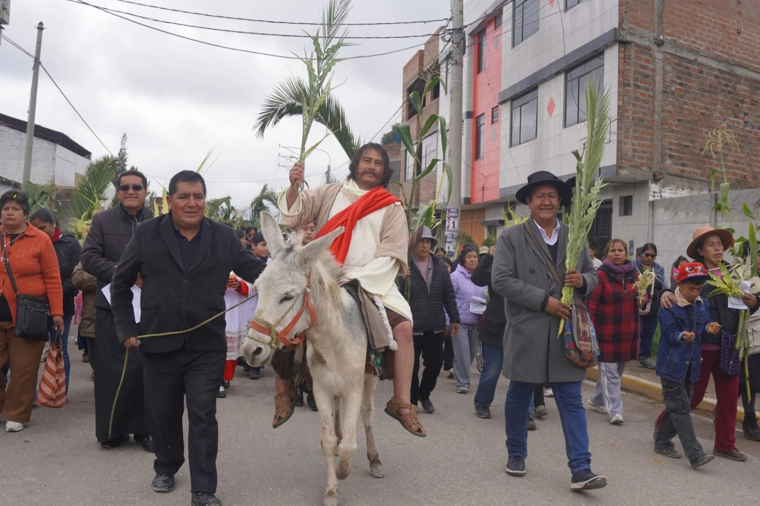 Huancán vive Semana Santa con fe y tradición