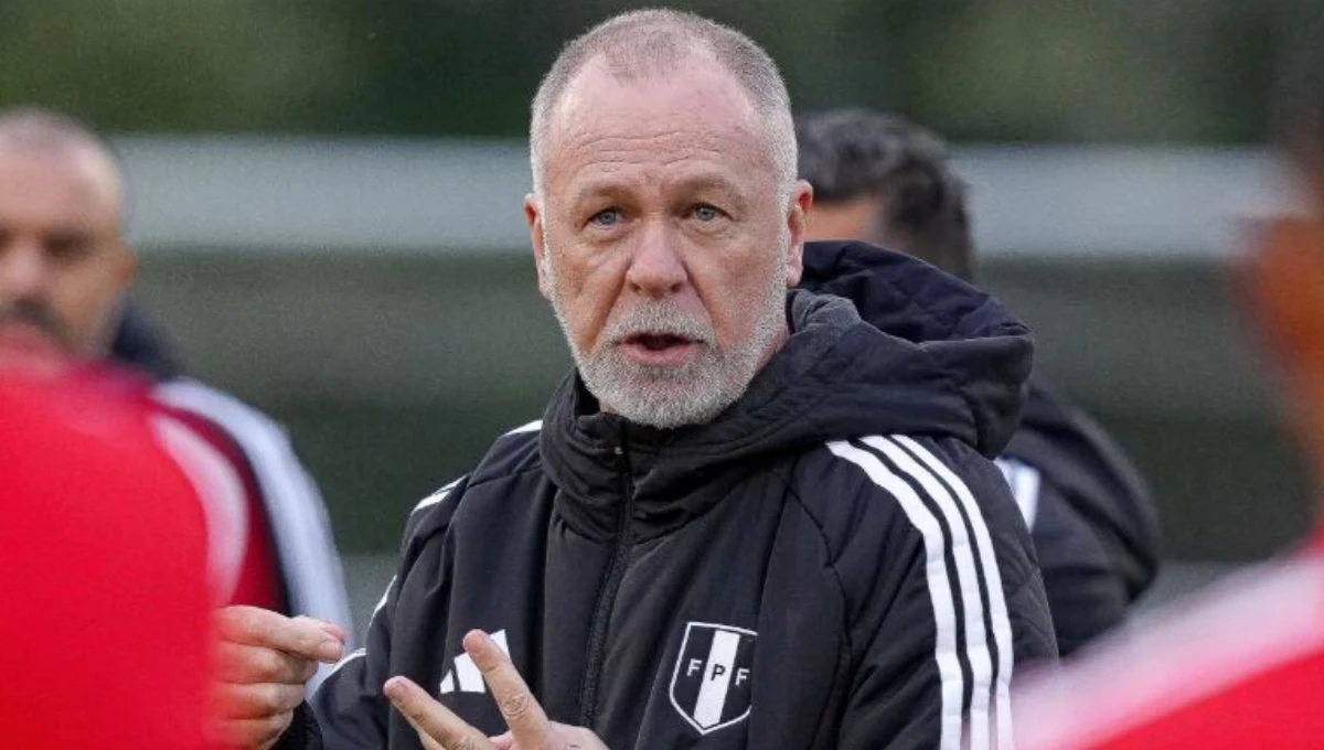 Menezes advierte: Perú enfrenta al campeón africano