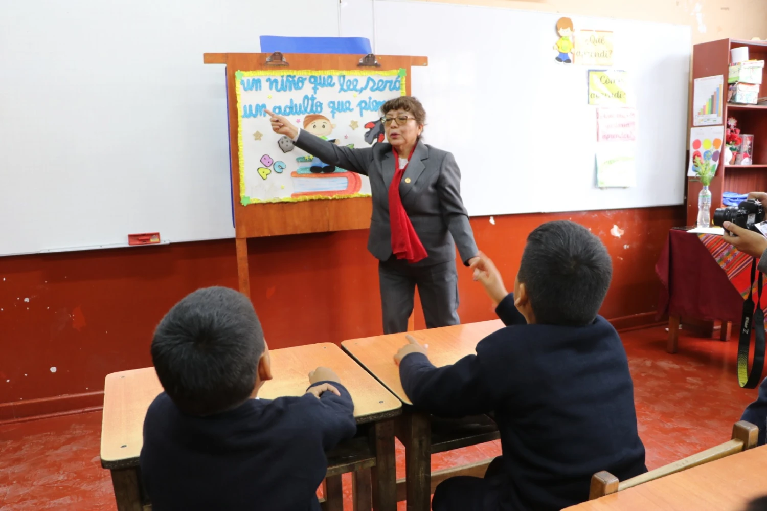 Más de 14 mil docentes de Junín van por ascenso