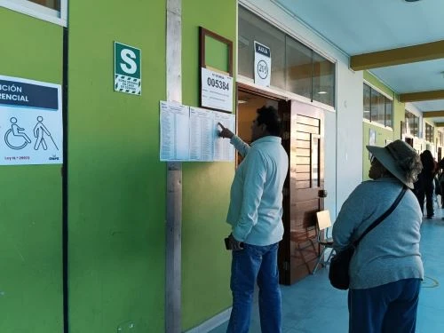 Fiscalía investiga abandono de mesa electoral en Arequipa