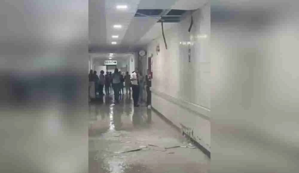 Techo colapsa en UCI del Hospital Regional