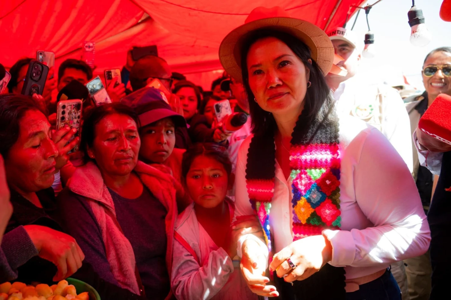 Keiko Fujimori anuncia reconstrucción tras sismo