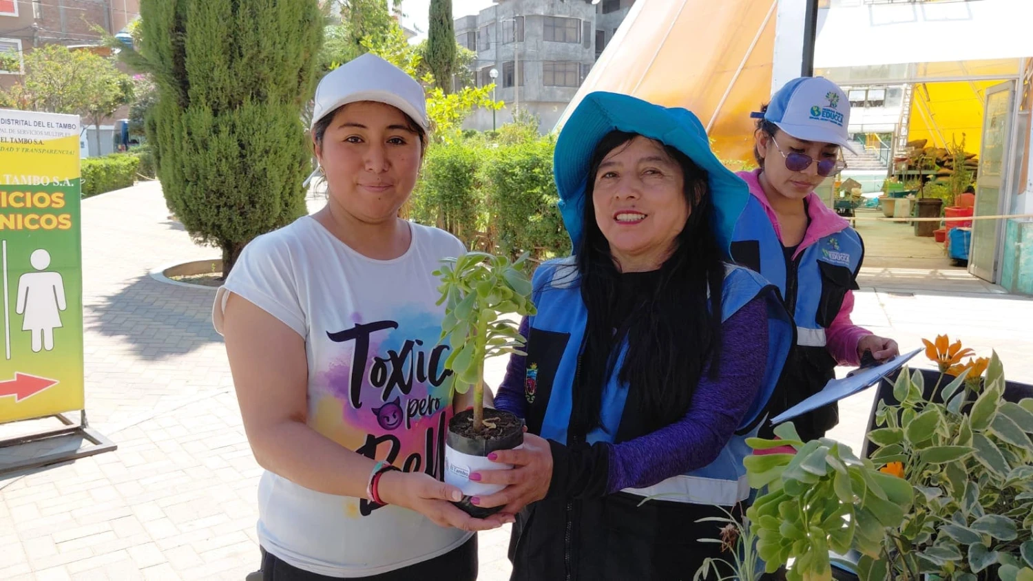 El Tambo impulsa reciclaje con campañas de Ecotrueque