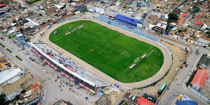 Estadio Unión Tarma tendrá iluminación para la Liga 1