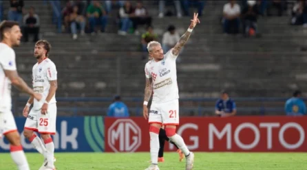 Cienciano sufre empate 2-2 ante Caracas al final