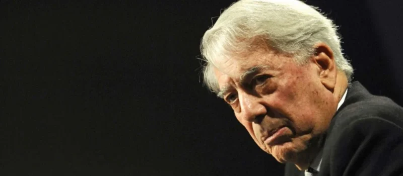 Reyes de España elogian legado de Vargas Llosa