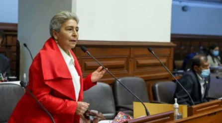 María Agüero: Ética propone 120 días de sanción
