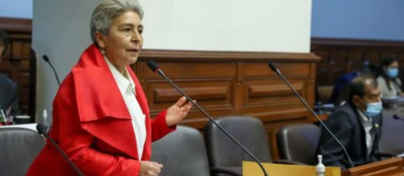 María Agüero: Ética propone 120 días de sanción