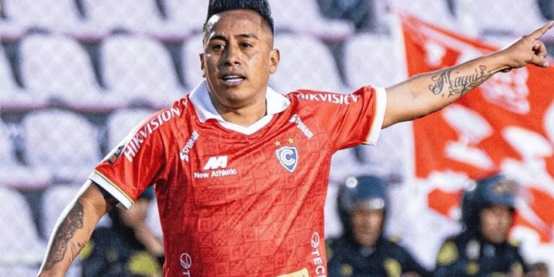 Christian Cueva cerca de fichar por Emelec