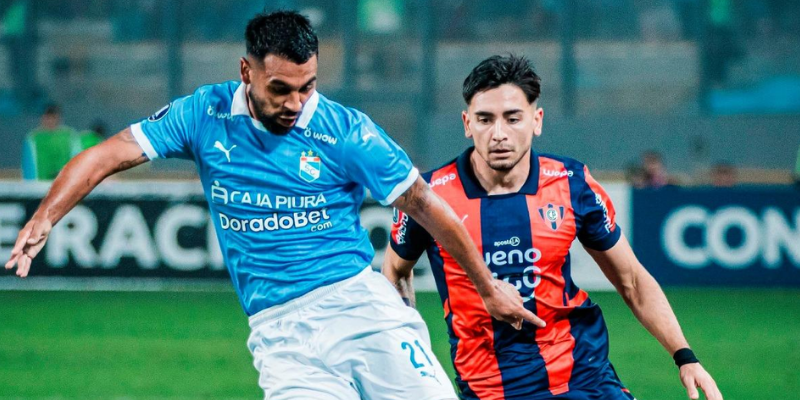 Cristal perdió y complicó su futuro en la Copa