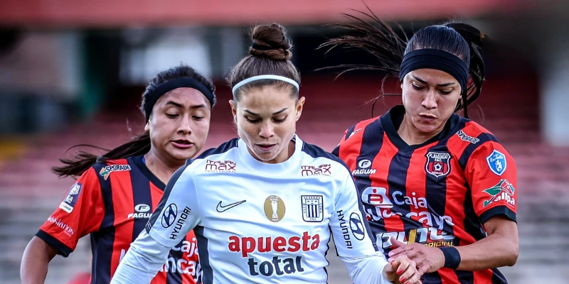 Alianza Lima triunfa 3-1 en Huancayo ante Flamengo