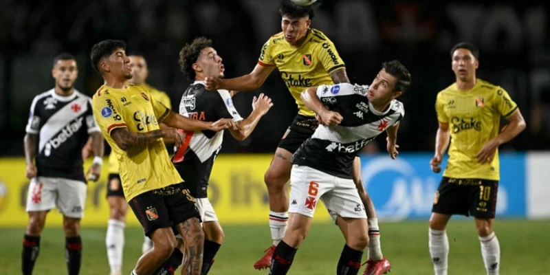 Melgar eliminado tras goleada 3-0 ante Vasco
