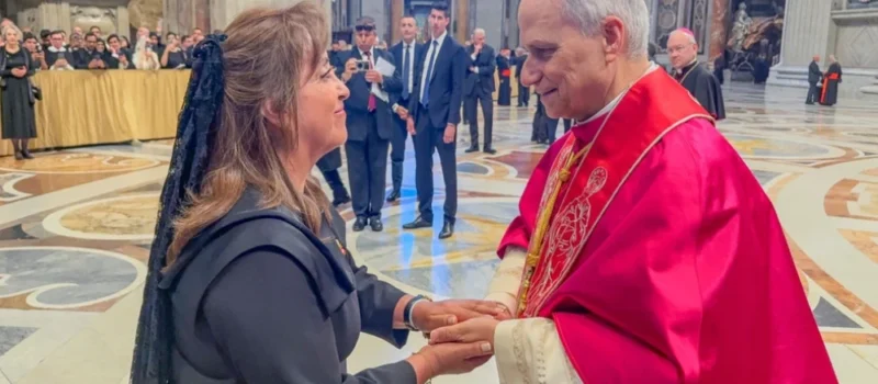 Boluarte saluda al papa León XIV por su cumpleaños