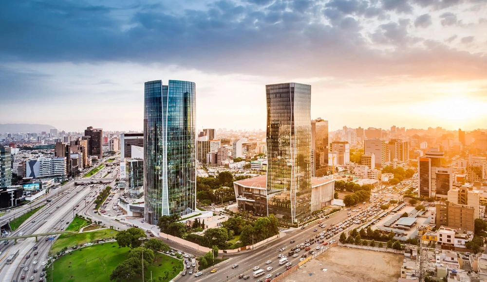 Economía peruana crece 3,41% en julio 2025
