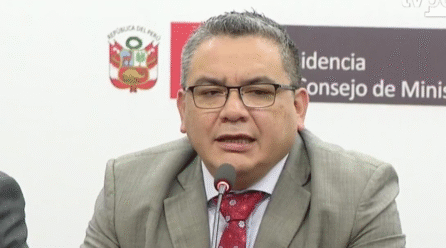 Congreso impulsa censura contra ministro Santiváñez
