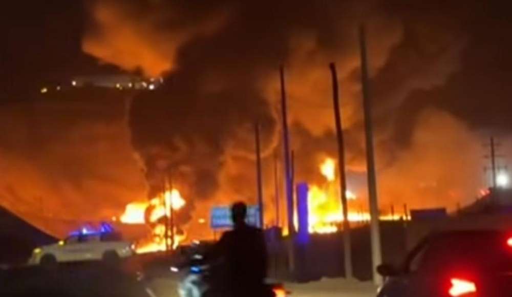 Explosión de camión cisterna en Arequipa deja una víctima mortal
